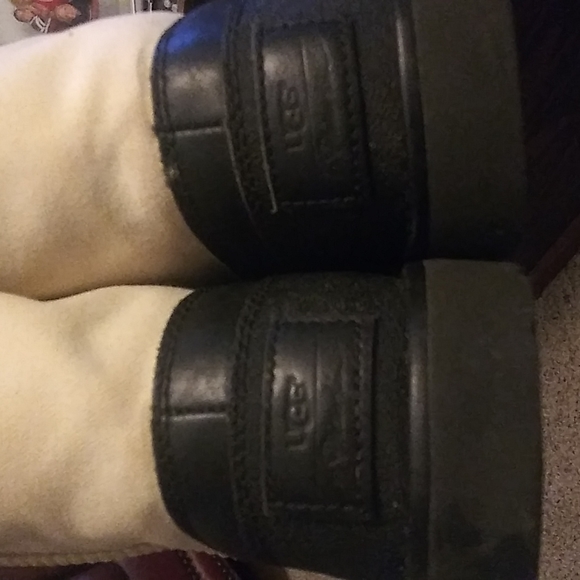 UGG rain boots - Picture 5 of 8